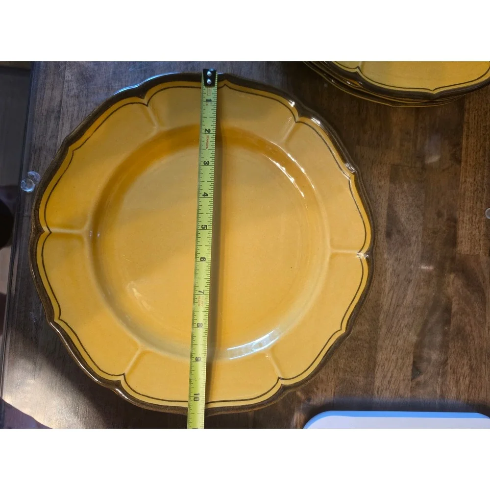 Metlox Poppytrail La Mancha Gold Dinner Plates Set of 4 Vintage Stoneware 10.5